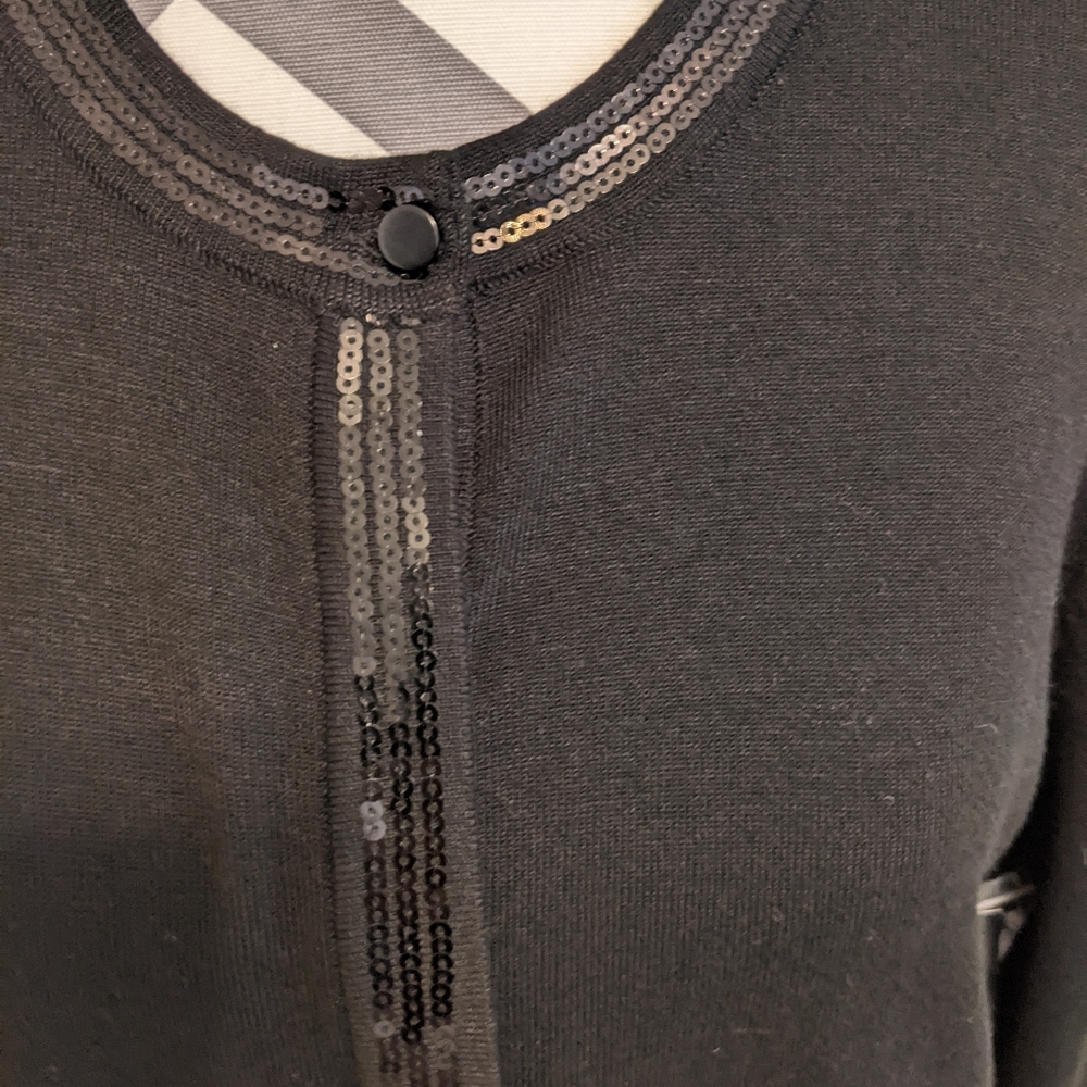 Sequined Front Sweater - Picture 4 of 8